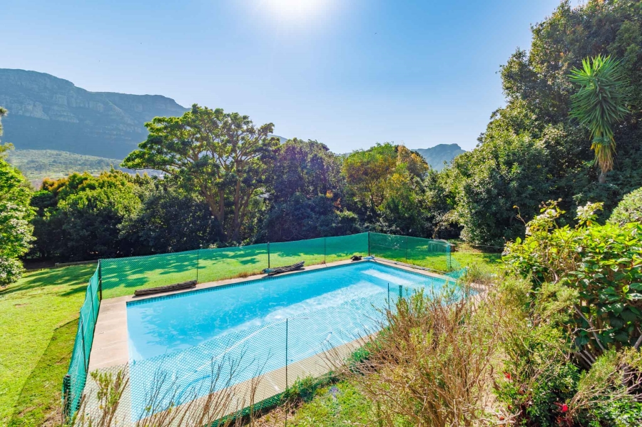 4 Bedroom Property for Sale in Tierboskloof Western Cape